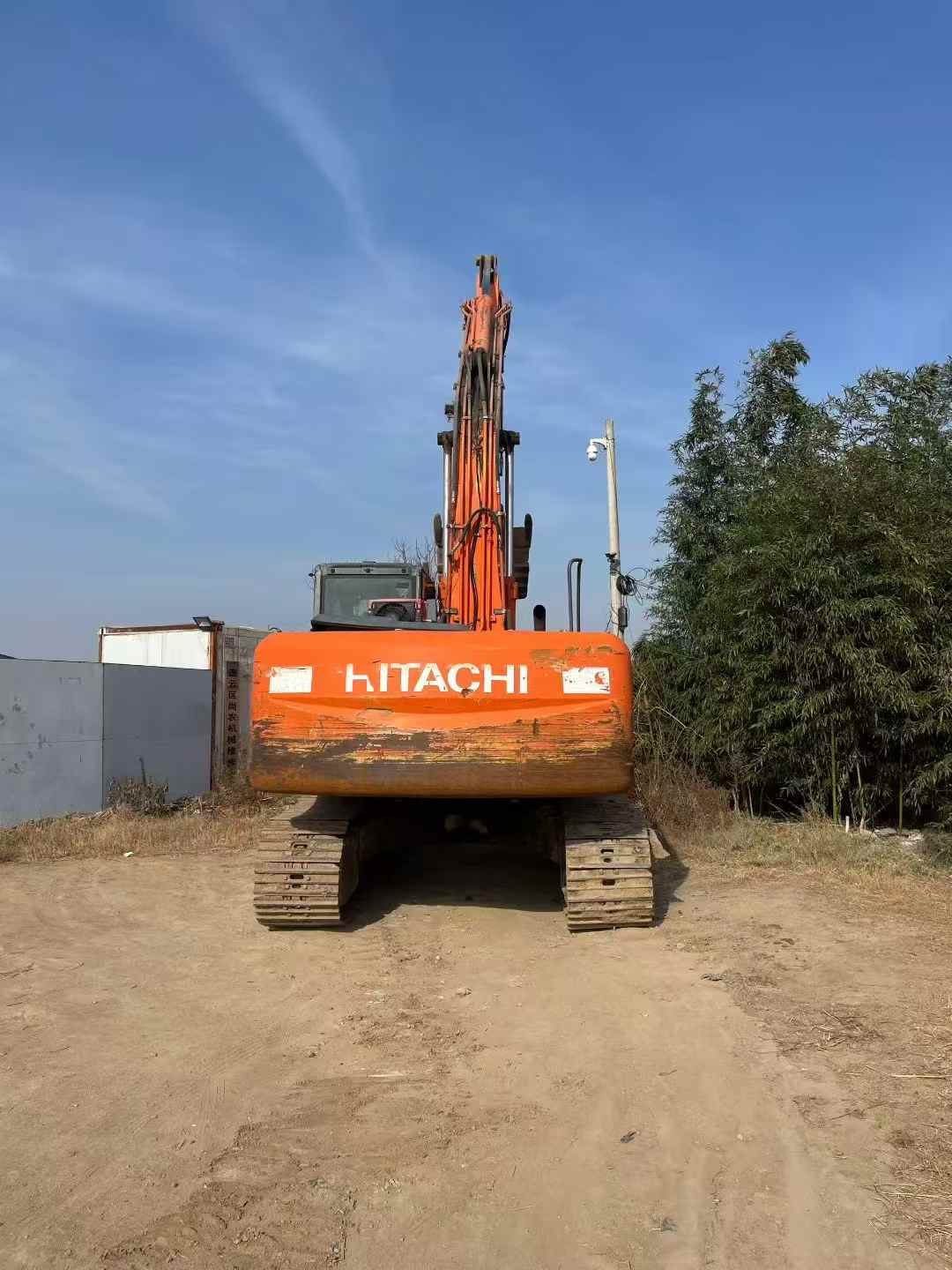 Buy Hitachi ZAXIS200 Used Excavator / 3 Used Hitachi ZAXIS200 Excavator 2010 Model / 3