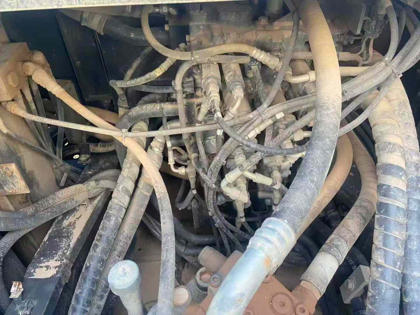 Buy Sumitomo SH60 Used Excavator / 8 Used Sumitomo SH60 Excavator 2021 Model / 8