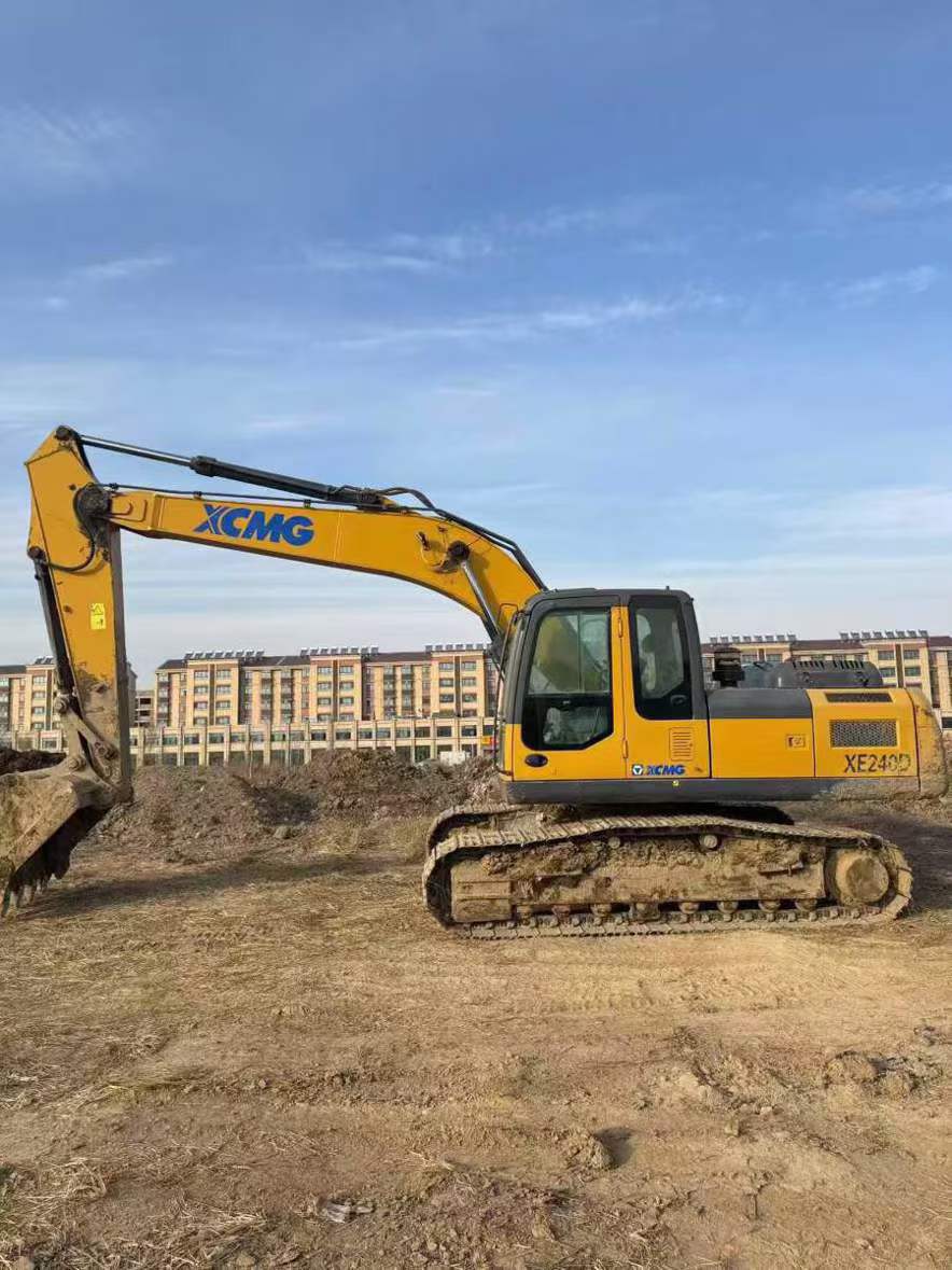 Buy XCMG XE215 Used Excavator / 2 Used XCMG XE215 Excavator 2018 Model / 2