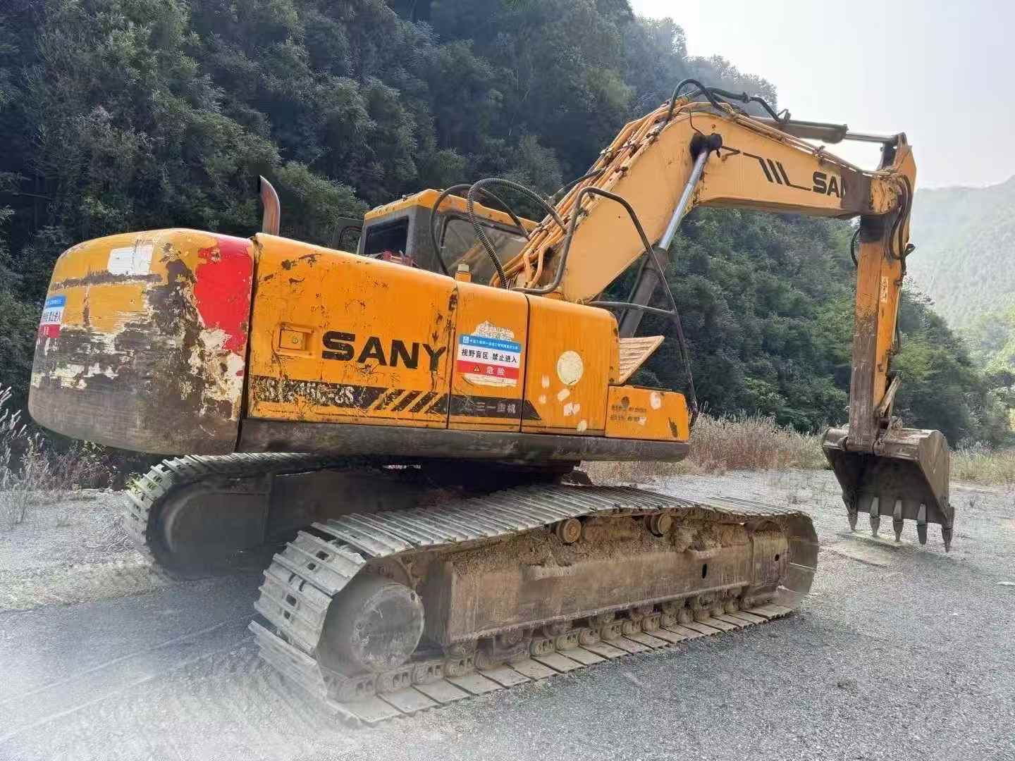 Buy Sany SY215ACE Used Excavator / 1
