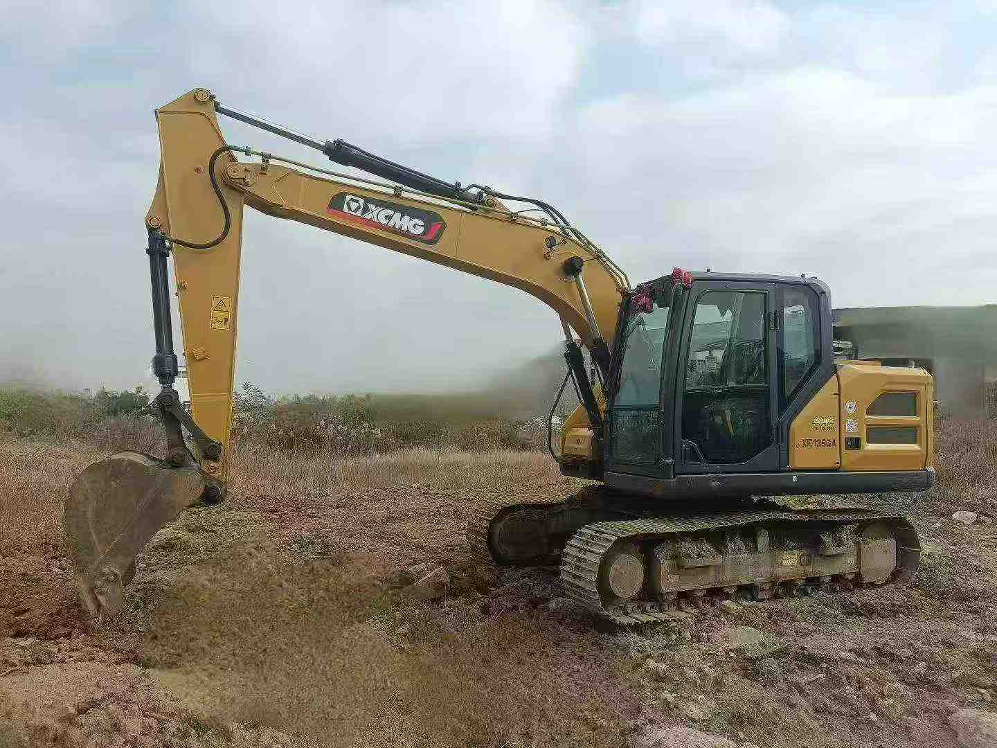 Buy XCMG LW200 Used Excavator / 1