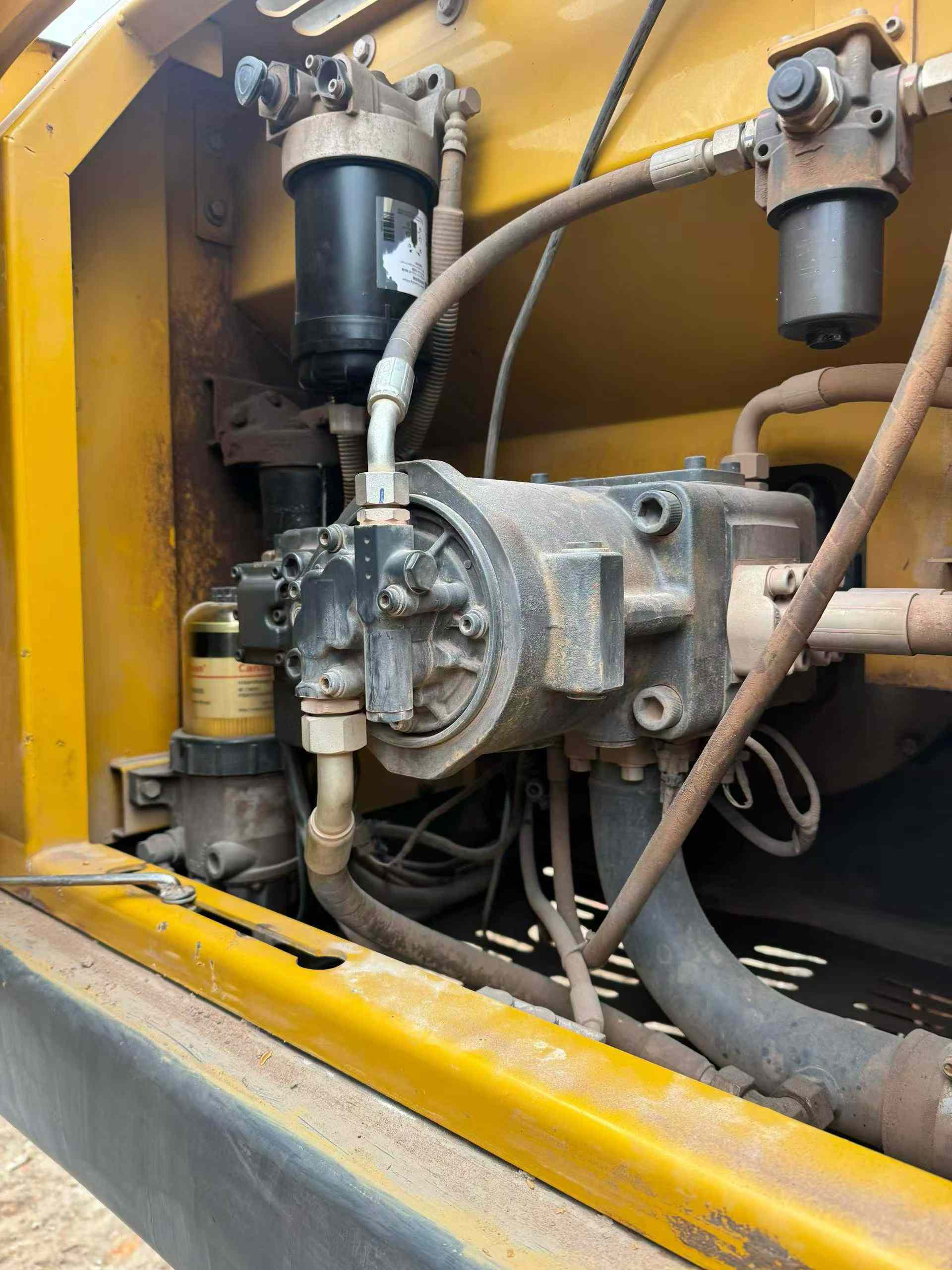 Buy XCMG XE215 Used Excavator / 7 Used XCMG XE215 Excavator 2021 Model / 7