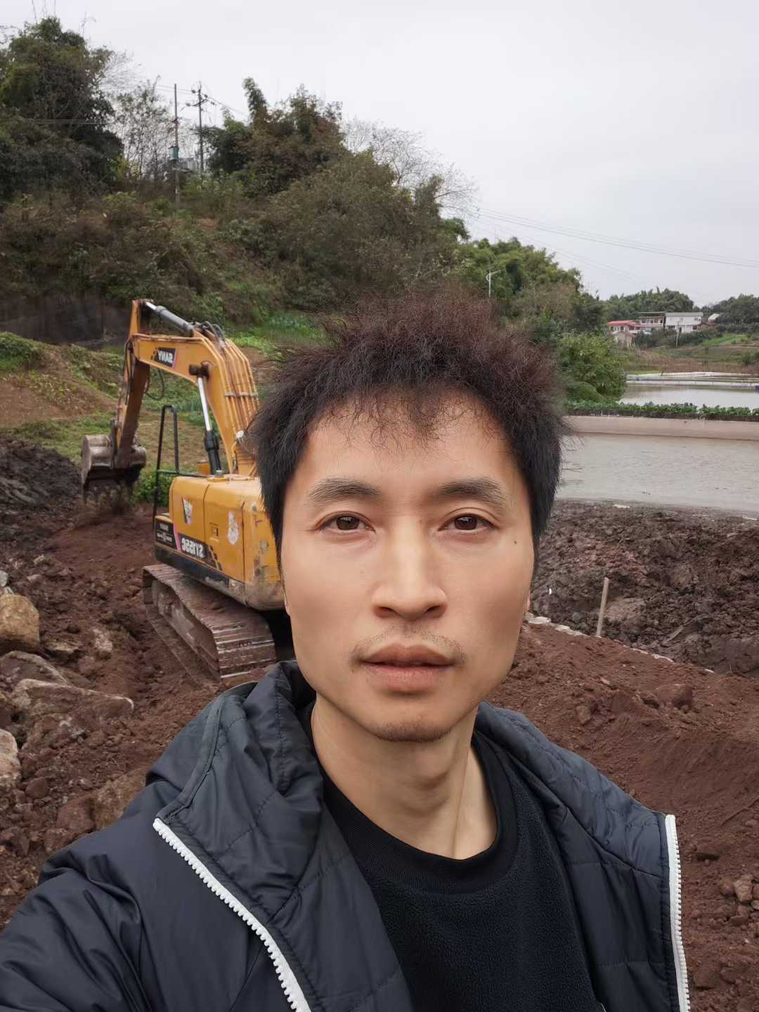 Buy Sany SY135 Used Excavator / 1