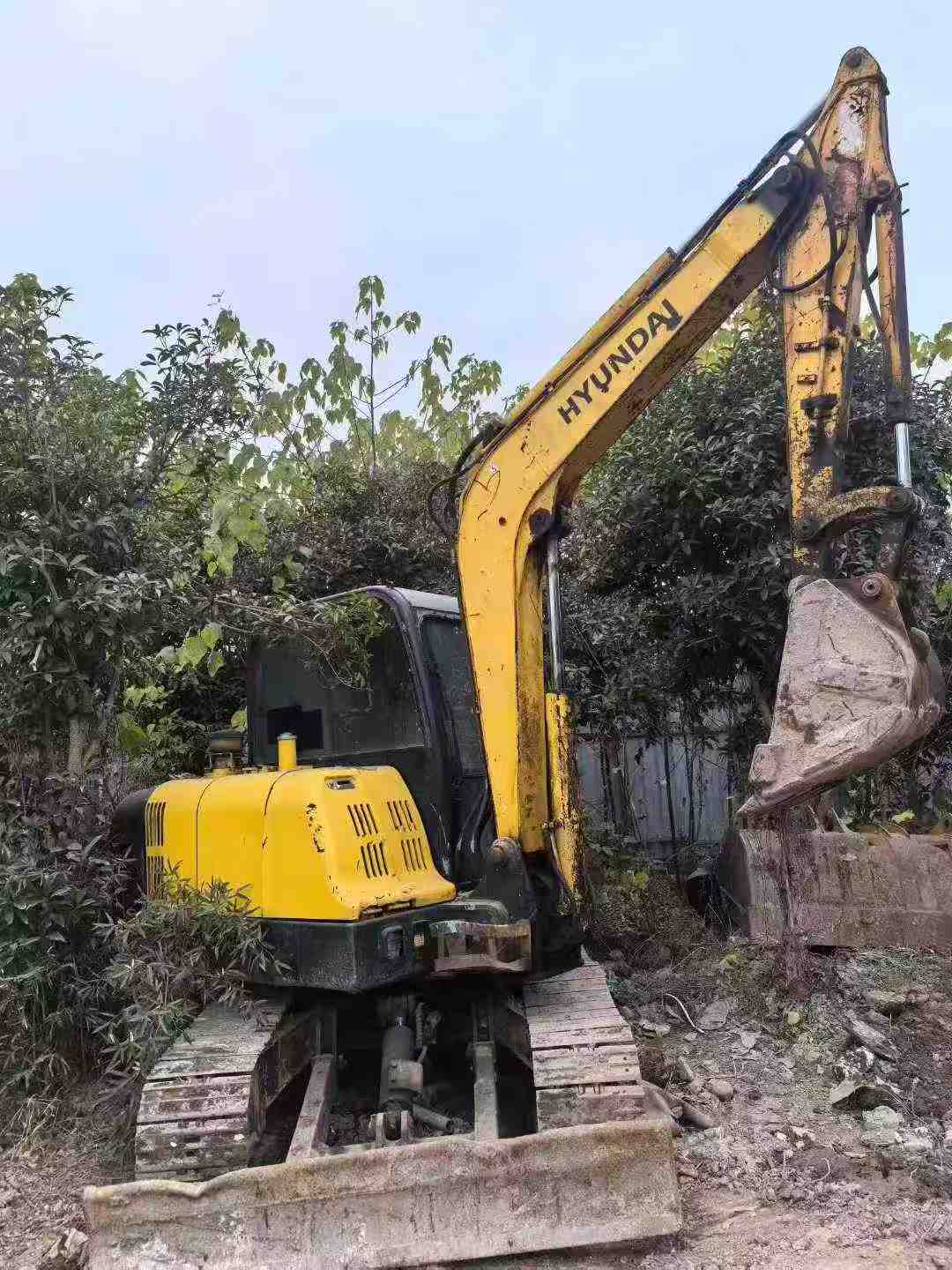 Buy Hyundai HX60 Used Excavator / 5 Used Hyundai HX60 Excavator 2016 Model / 5