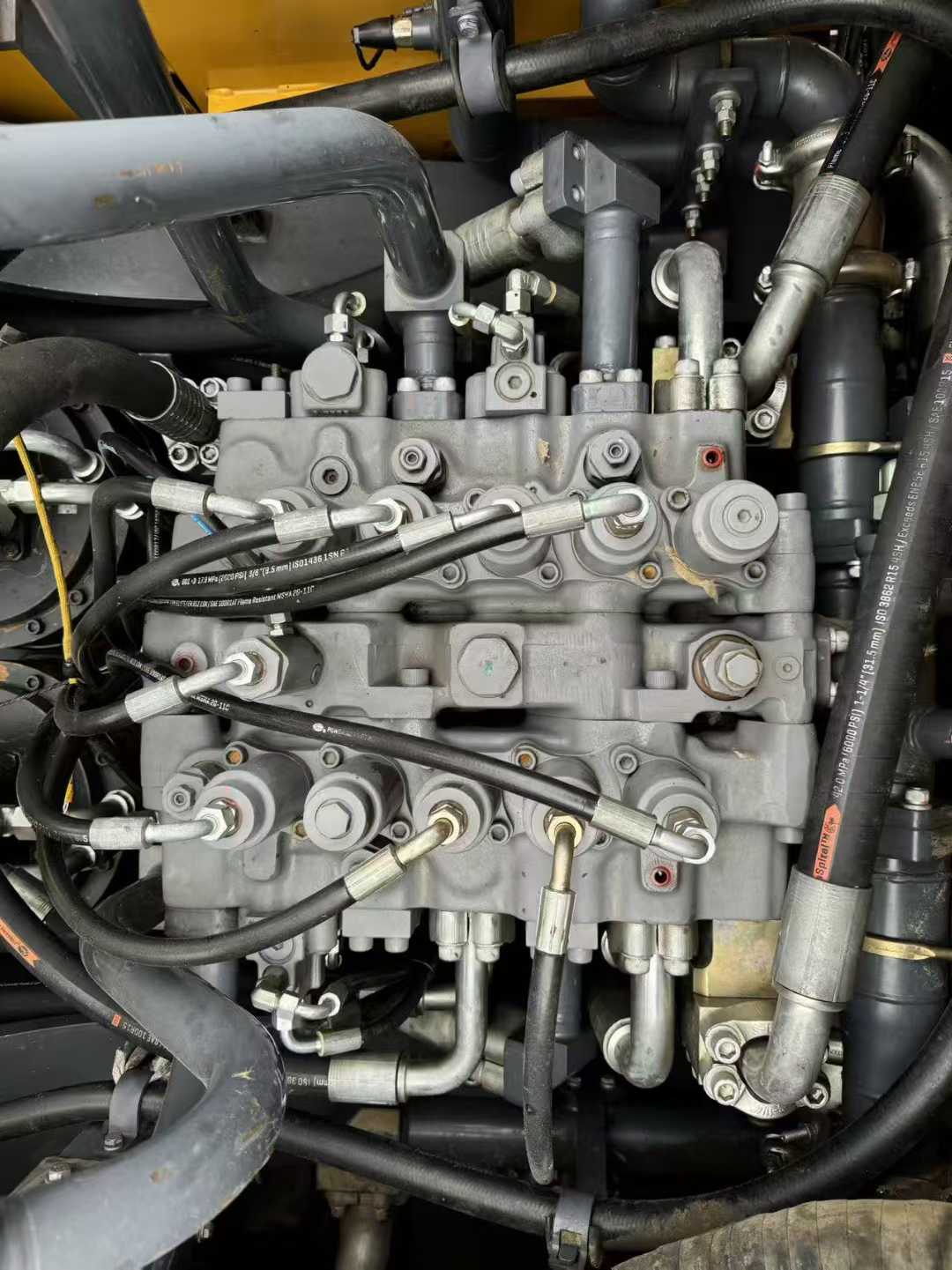 Buy XCMG XE750D Used Excavator / 4 Used XCMG XE750D Excavator 2021 Model / 4