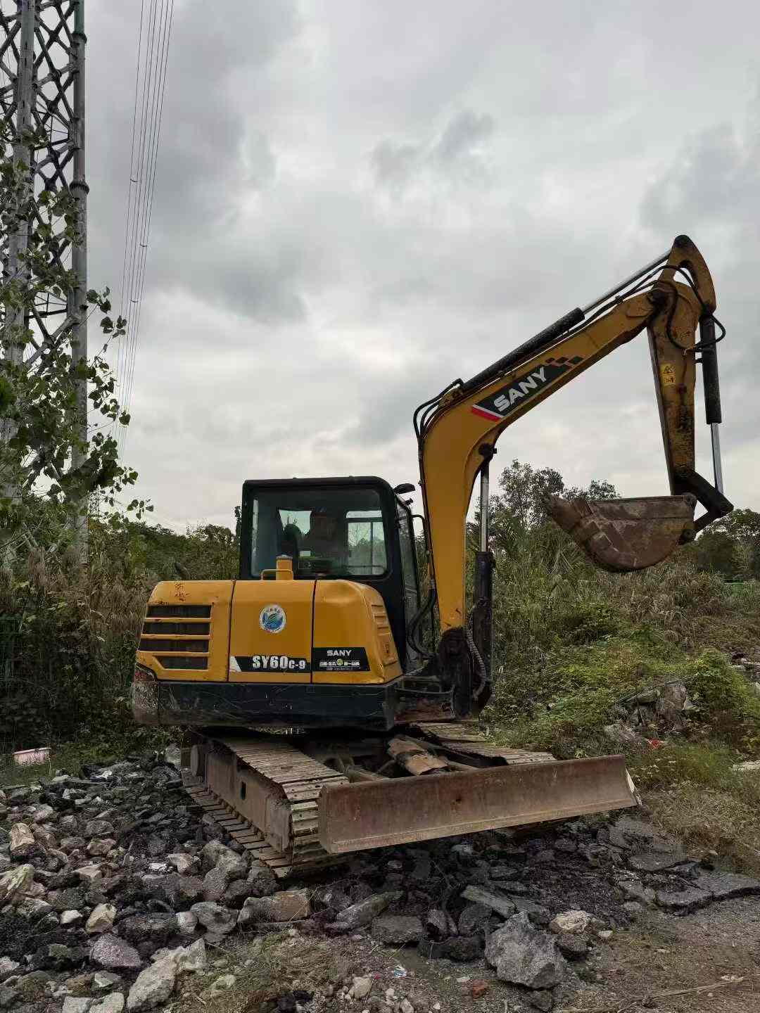 Buy Sany SY55 Used Excavator / 1