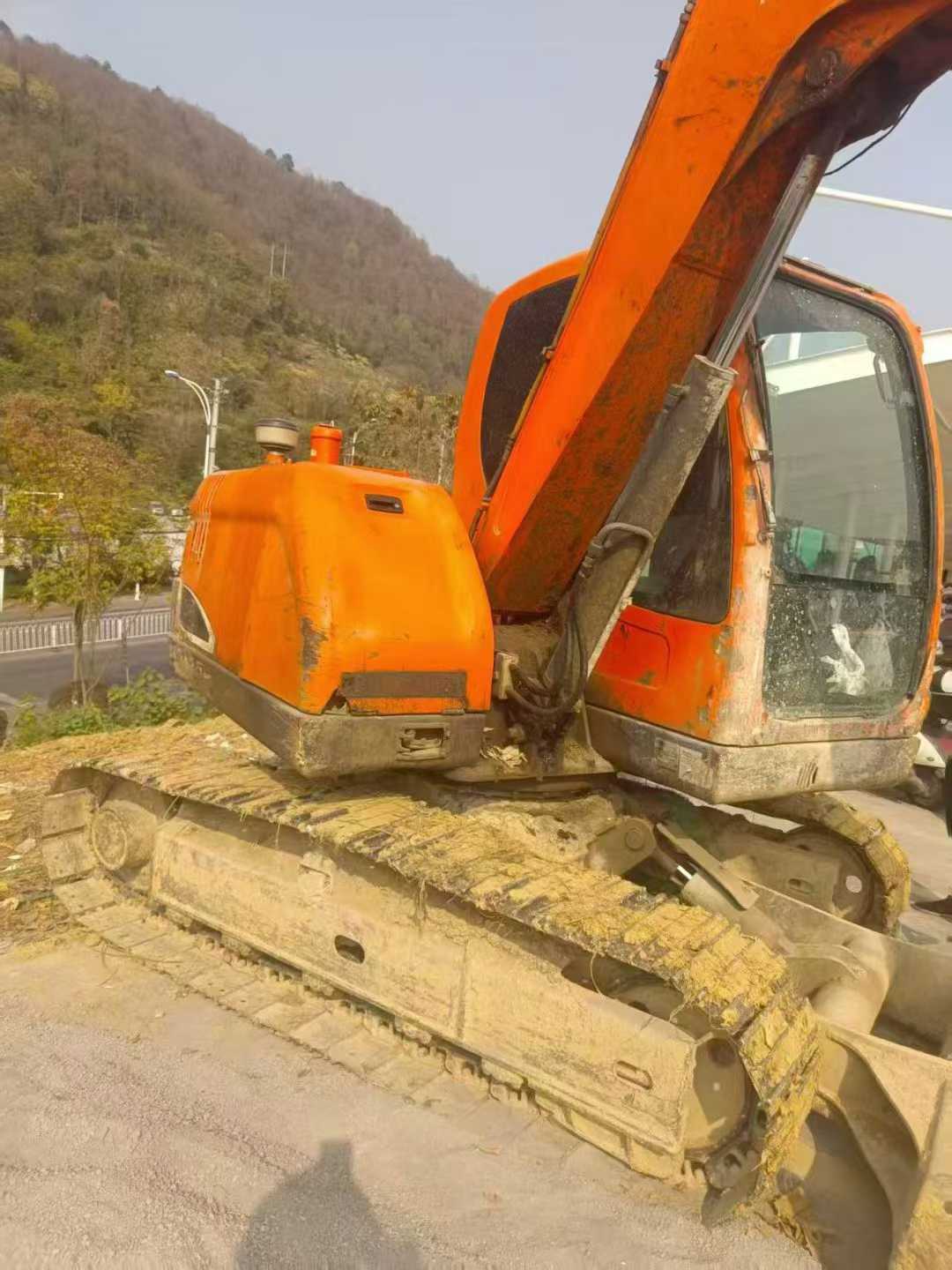 Buy Doosan DX75 Used Excavator / 1