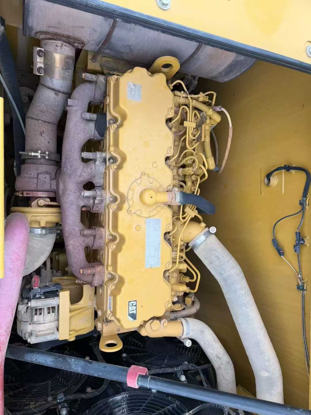 Buy Caterpillar 323 Used Excavator / 6 Used Caterpillar 323 Excavator 2018 Model / 6