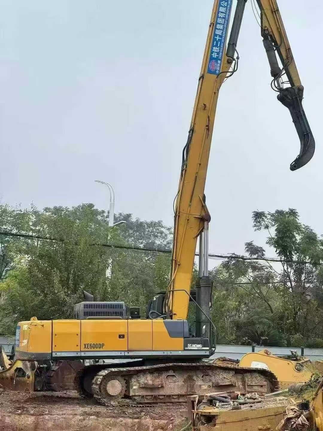 Buy XCMG XE60 Used Excavator / 1