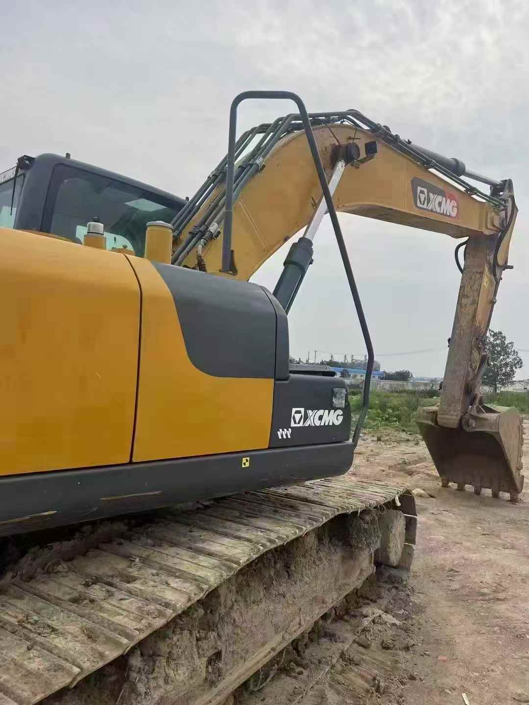 Buy XCMG LW200 Used Excavator / 7 Used XCMG LW200 Excavator 2021 Model / 7