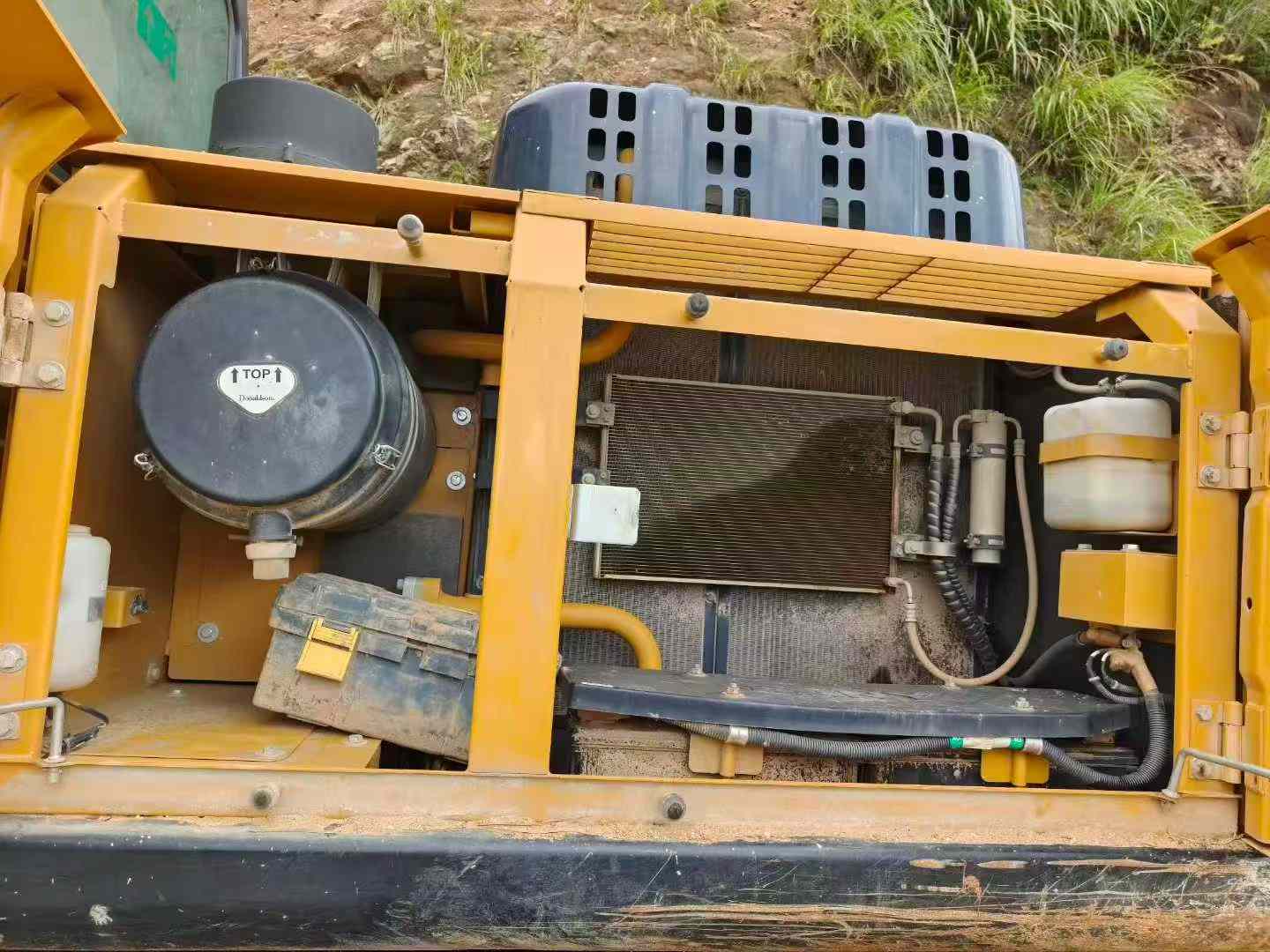 Buy Sany SY200C Used Excavator / 9 Used Sany SY200C Excavator 2016 Model / 9