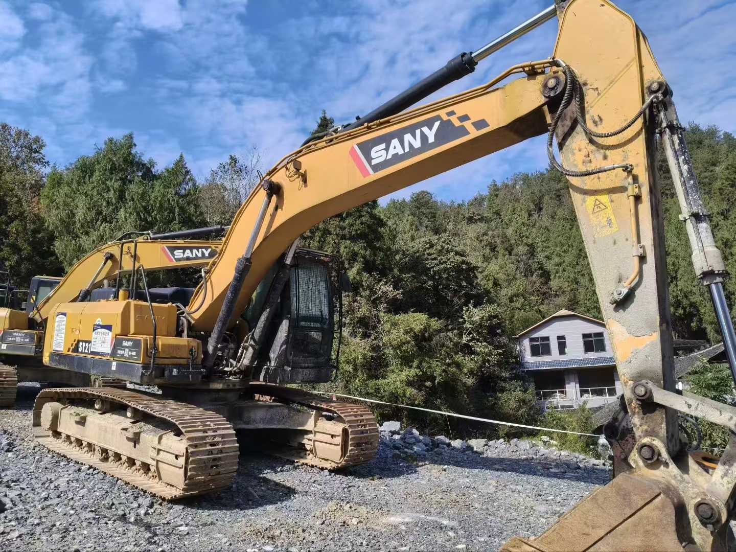 Buy Sany SY215W Used Excavator / 1