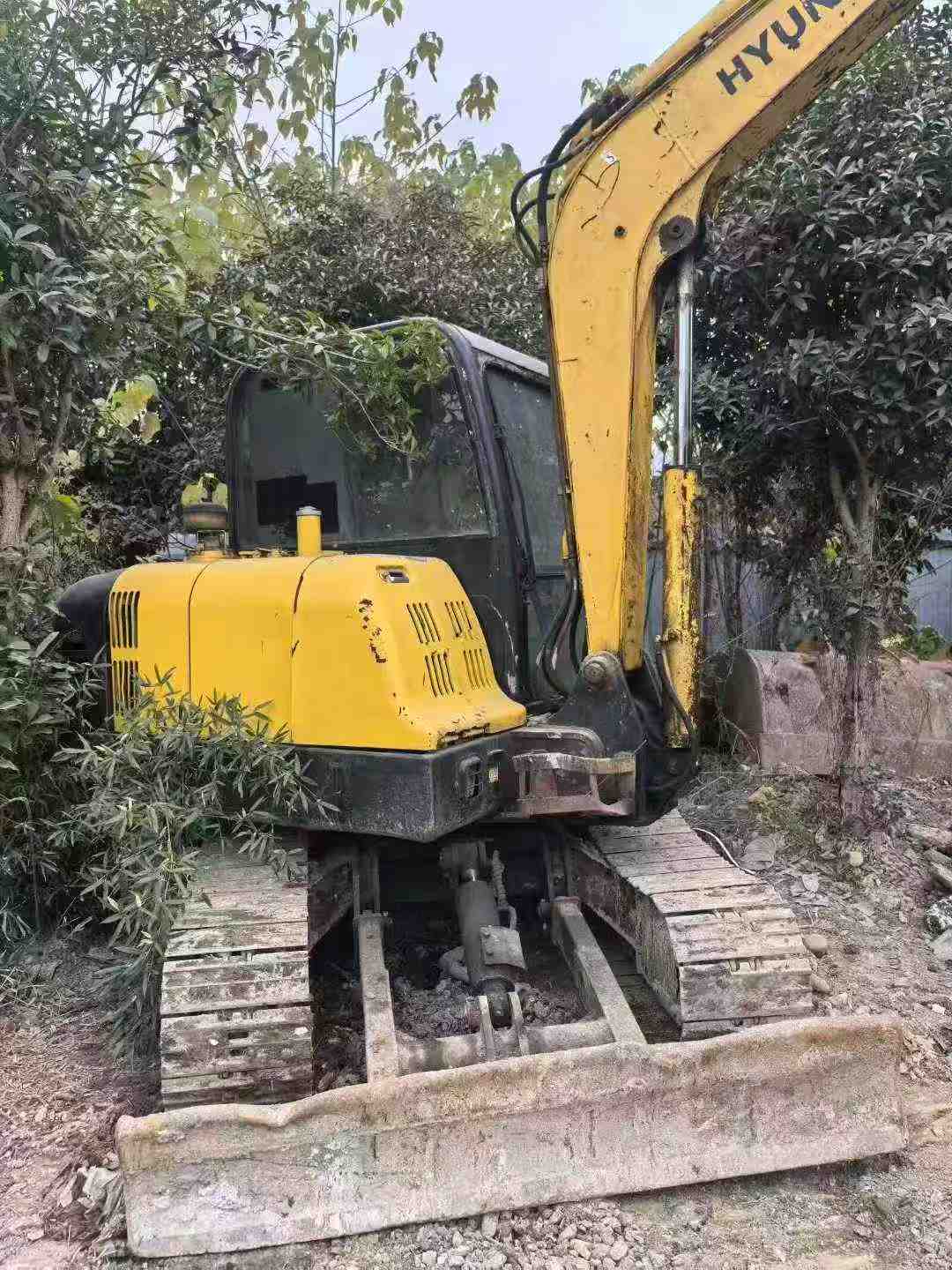Buy Hyundai HX60 Used Excavator / 2 Used Hyundai HX60 Excavator 2016 Model / 2