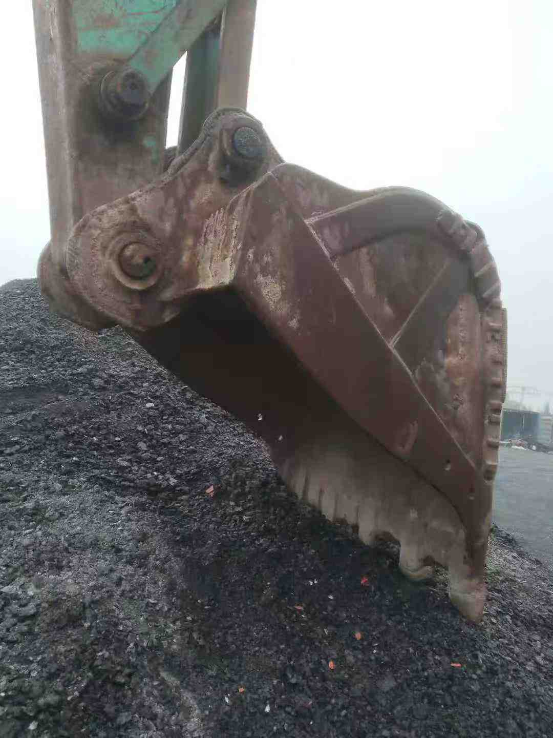 Buy Kobelco SK200-5.5 Used Excavator / 1