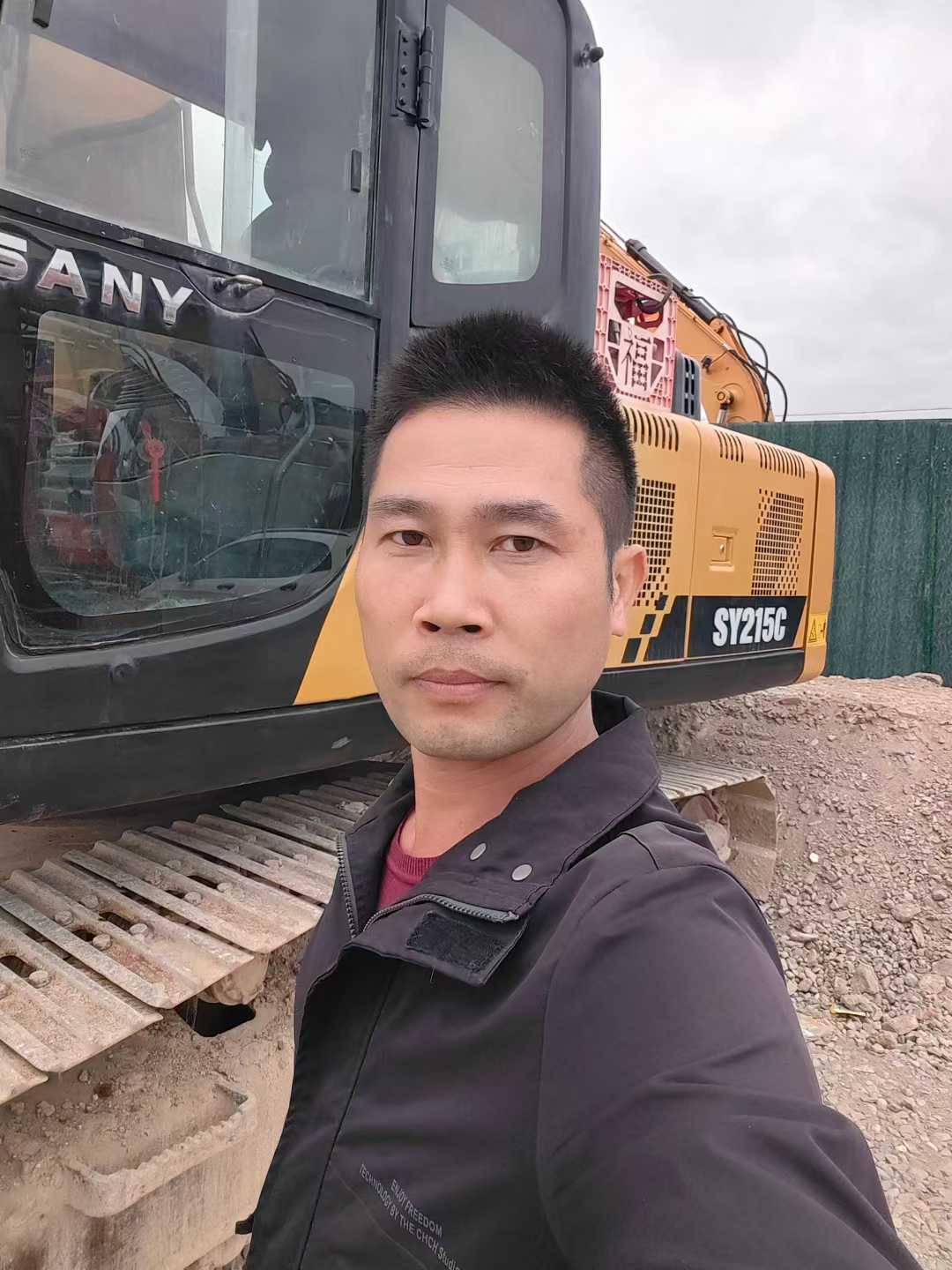 Buy Sany SY215W Used Excavator / 1