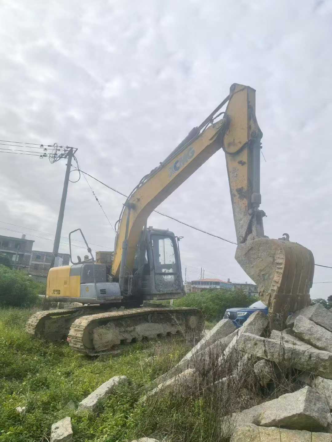Buy XCMG XE135GA Used Excavator / 1
