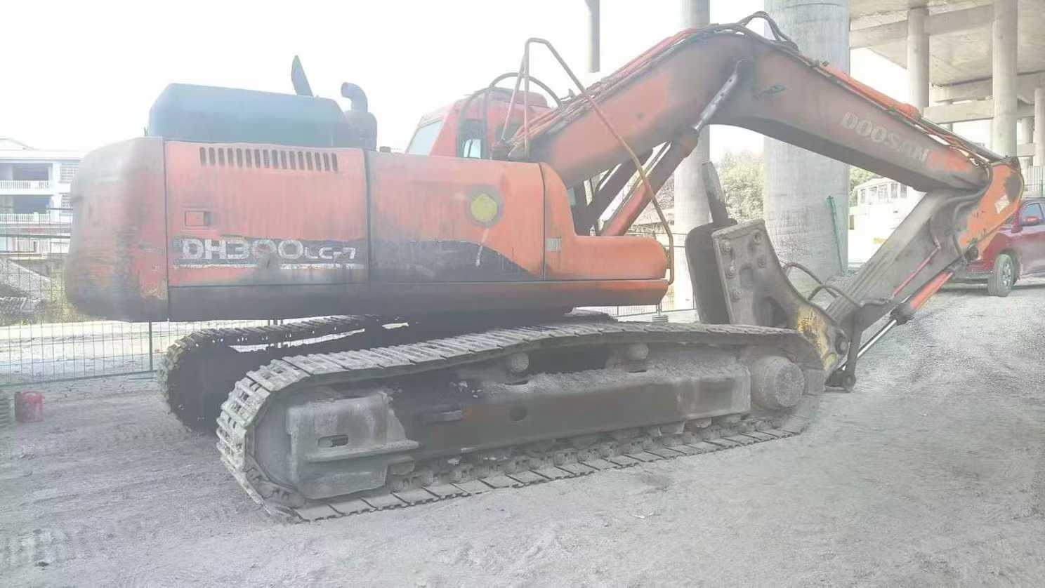 Buy Doosan DL300 Used Excavator / 2 Used Doosan DL300 Excavator 2016 Model / 2