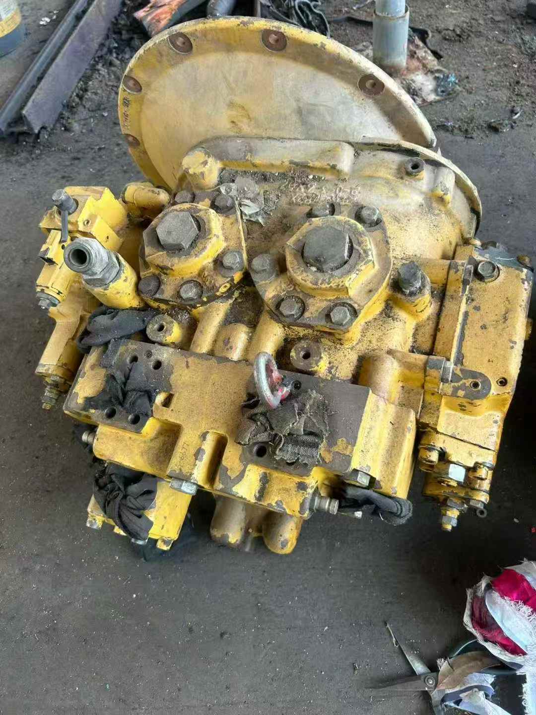 Buy Caterpillar 320D Used Excavator / 1