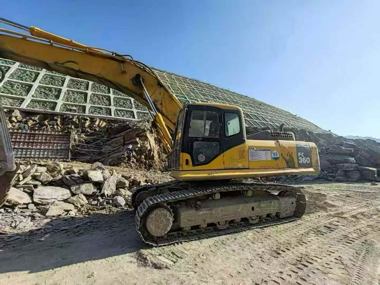 Buy Komatsu PC60-7 Used Excavator / 2 Used Komatsu PC60-7 Excavator 2016 Model / 2