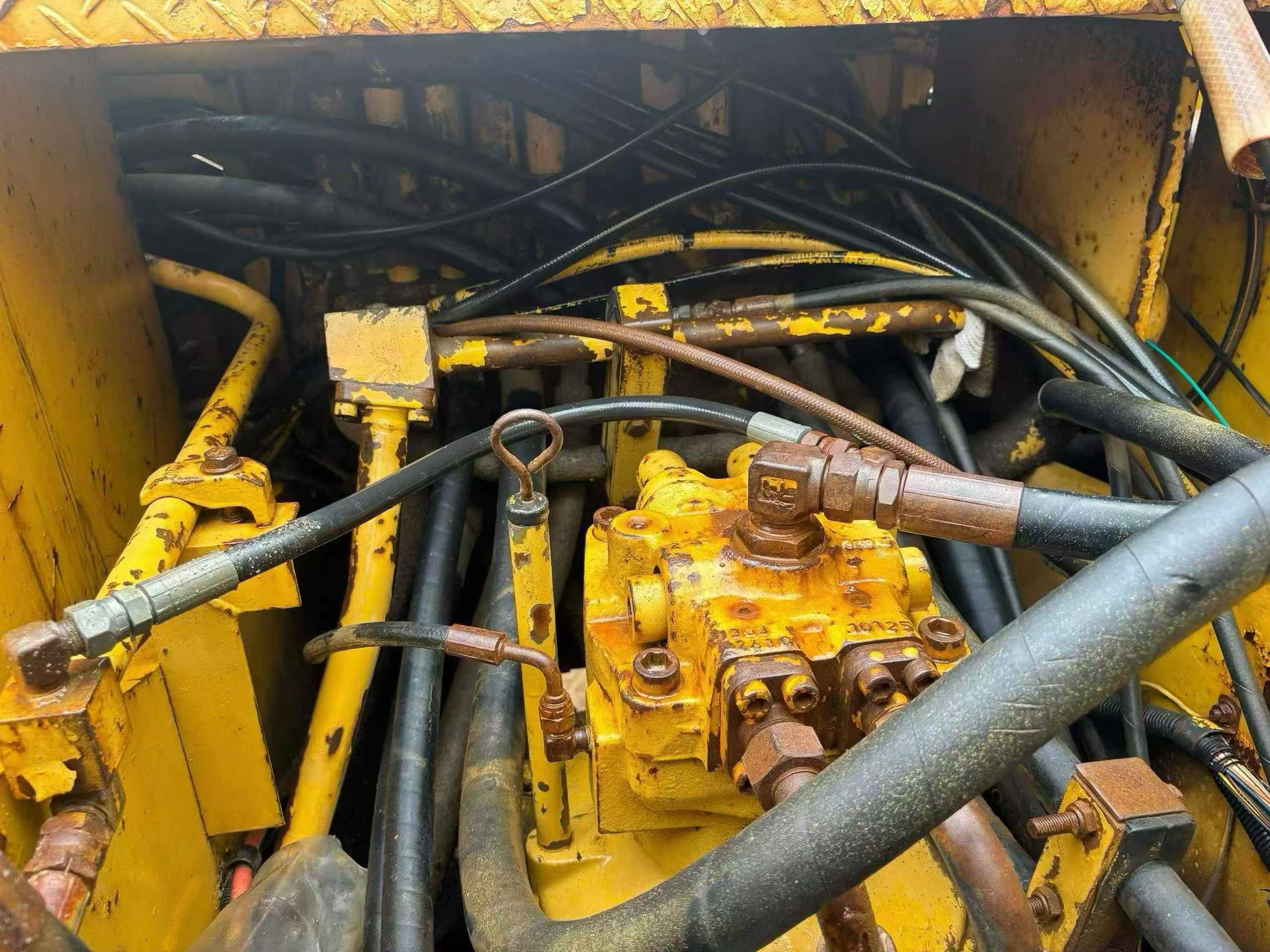 Buy Caterpillar CT20 Used Excavator / 5 Used Caterpillar CT20 Excavator 2016 Model / 5