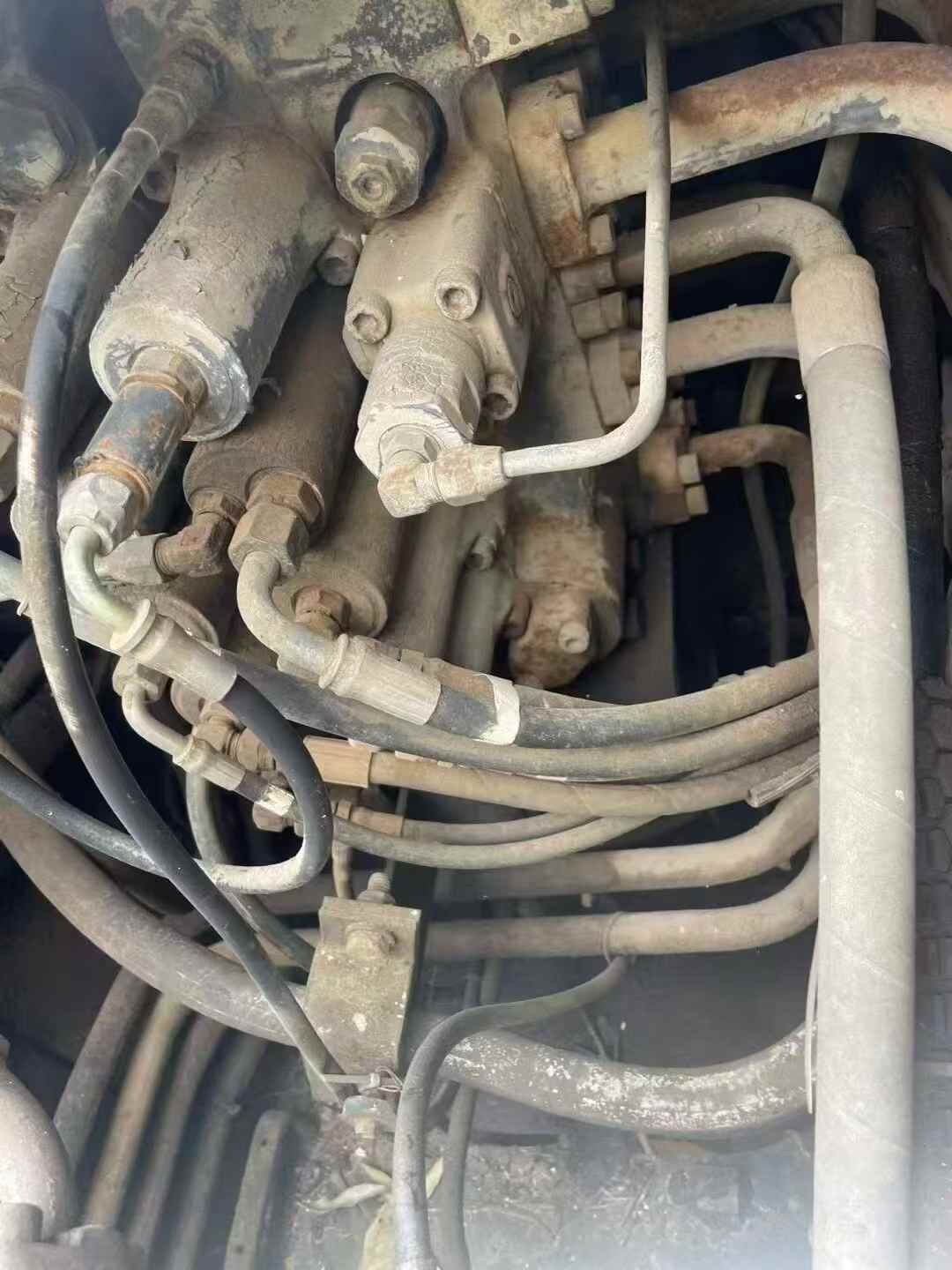 Buy Sumitomo SH200A3 Used Excavator / 6 Used Sumitomo SH200A3 Excavator 2016 Model / 6