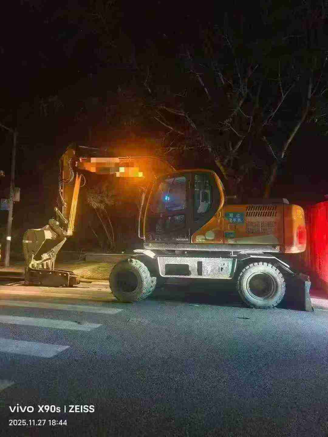 Buy Doosan DX15 Used Excavator / 1