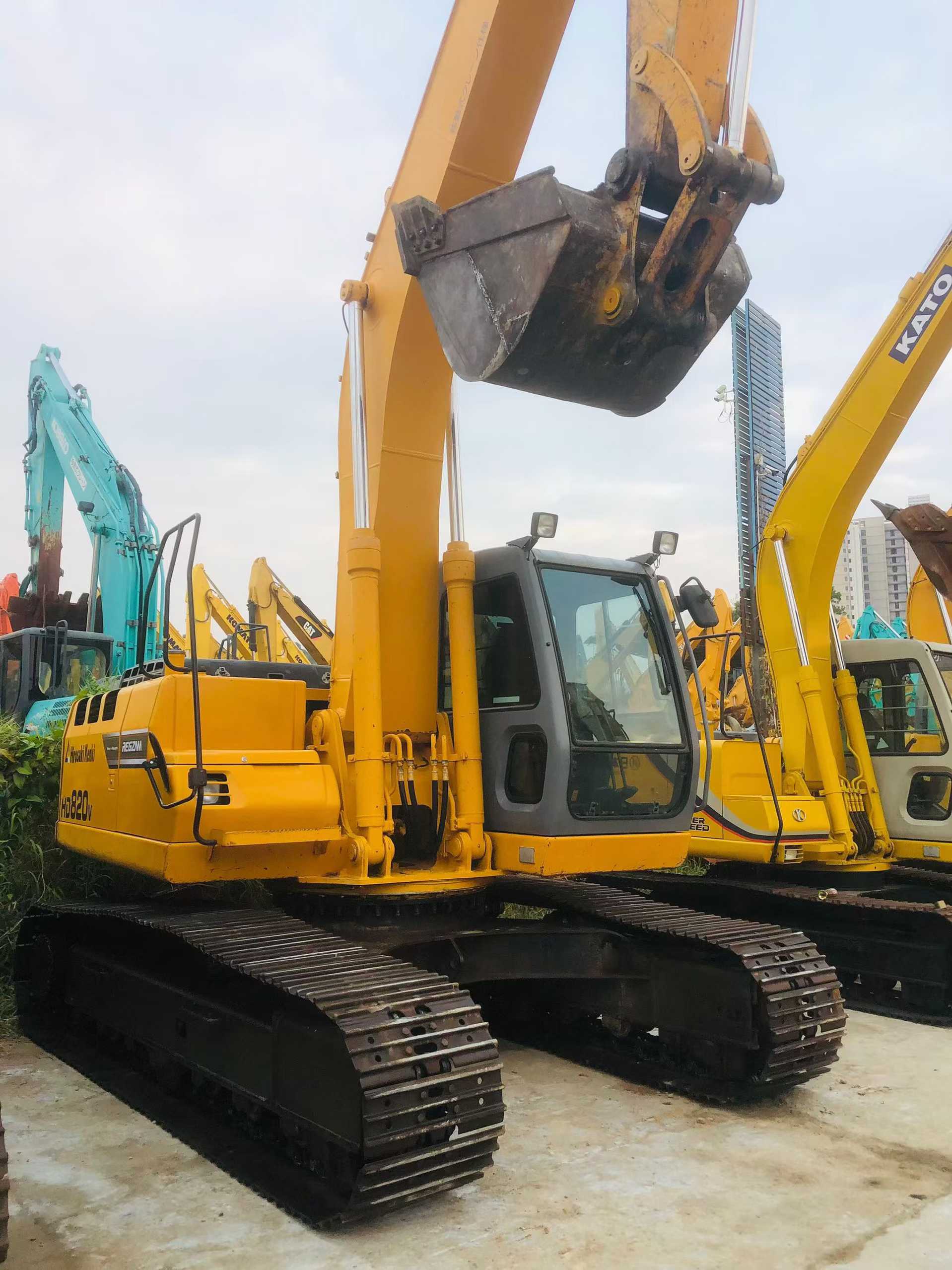 Buy Kato HD820V Used Excavator / 2 Used Kato HD820V Excavator 2016 Model / 2