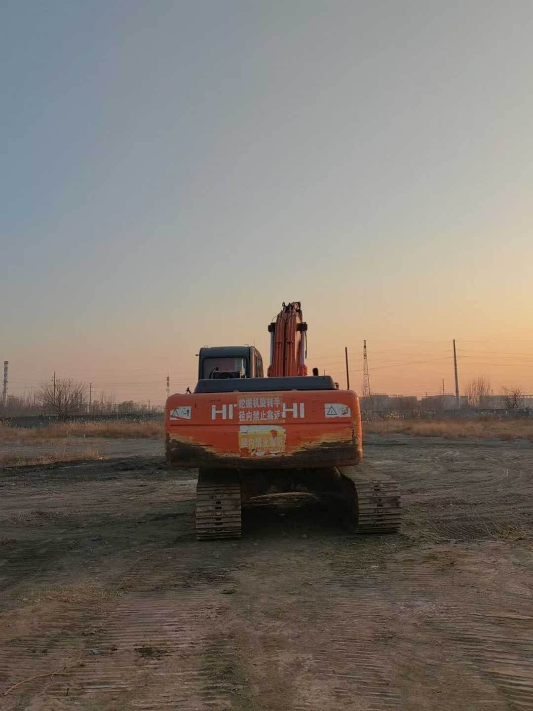 Buy Hitachi ZX200-3G Used Excavator / 1