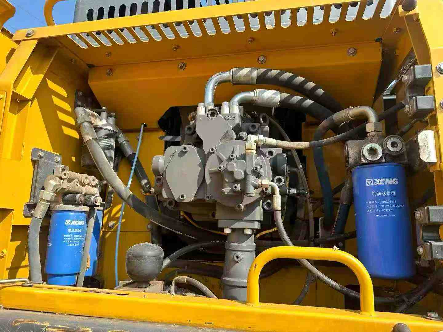 Buy XCMG XE550DK Used Excavator / 7 Used XCMG XE550DK Excavator 2021 Model / 7