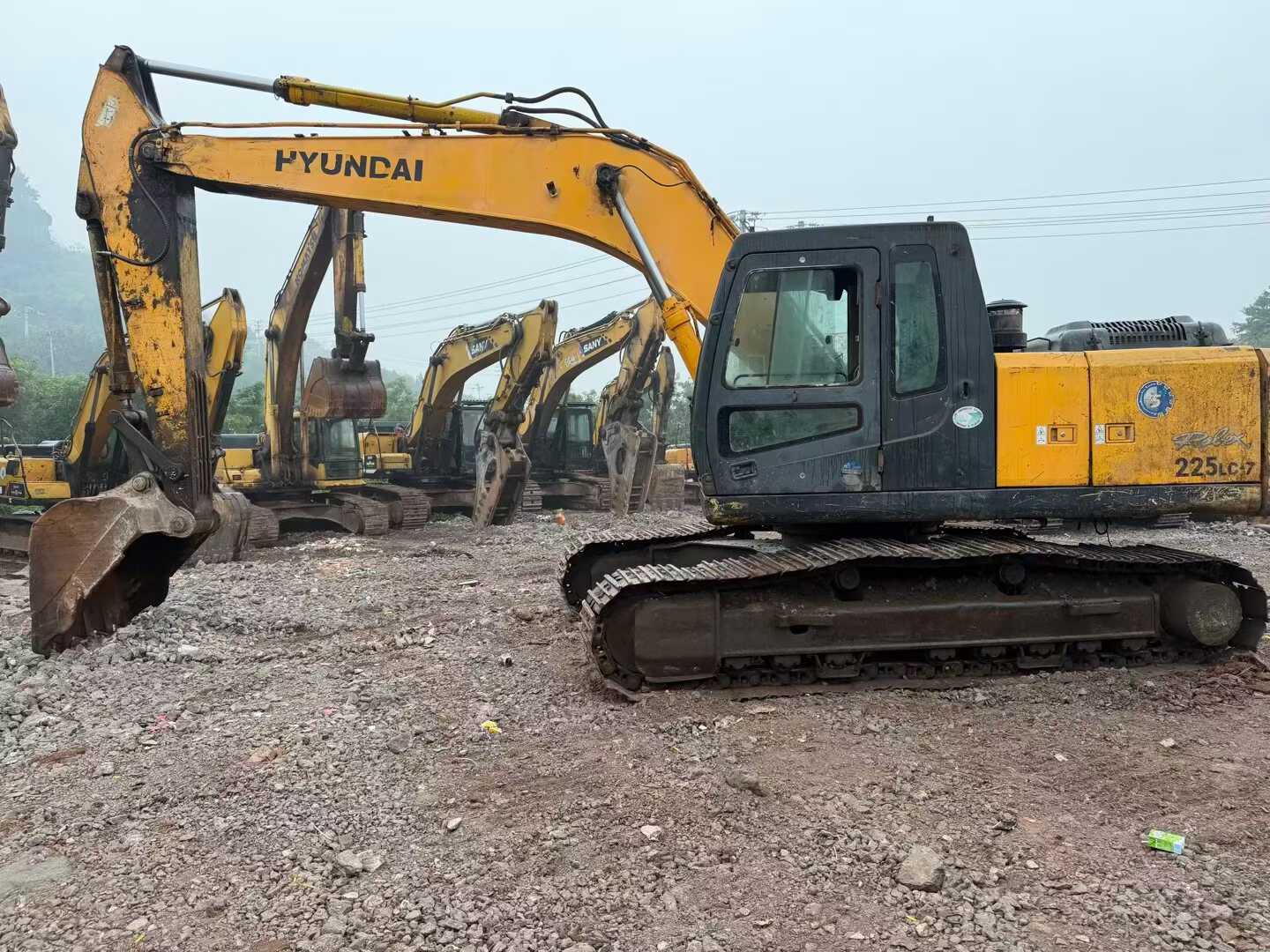 Buy Hyundai R225-7 Used Excavator / 4 Used Hyundai R225-7 Excavator 2016 Model / 4