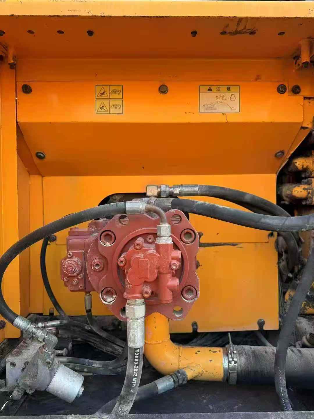 Buy Hyundai R215-7 Used Excavator / 5 Used Hyundai R215-7 Excavator 2011 Model / 5