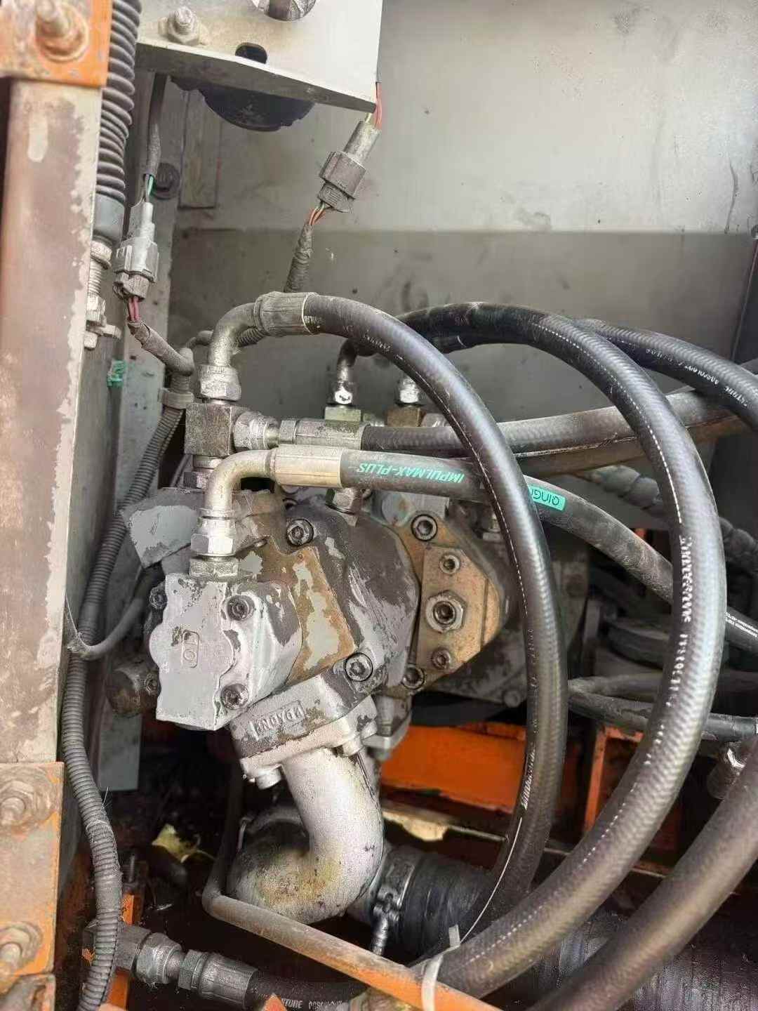 Buy Hitachi ZX70 Used Excavator / 6 Used Hitachi ZX70 Excavator 2011 Model / 6