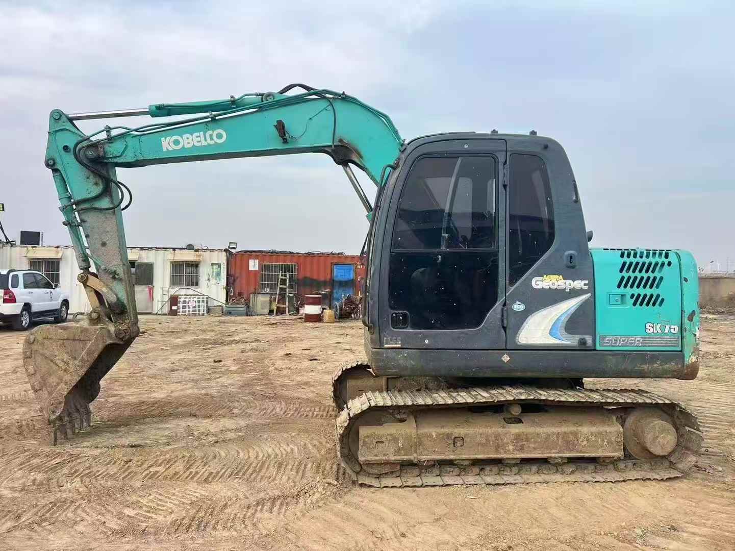 Buy Kobelco SK75 Used Excavator / 1