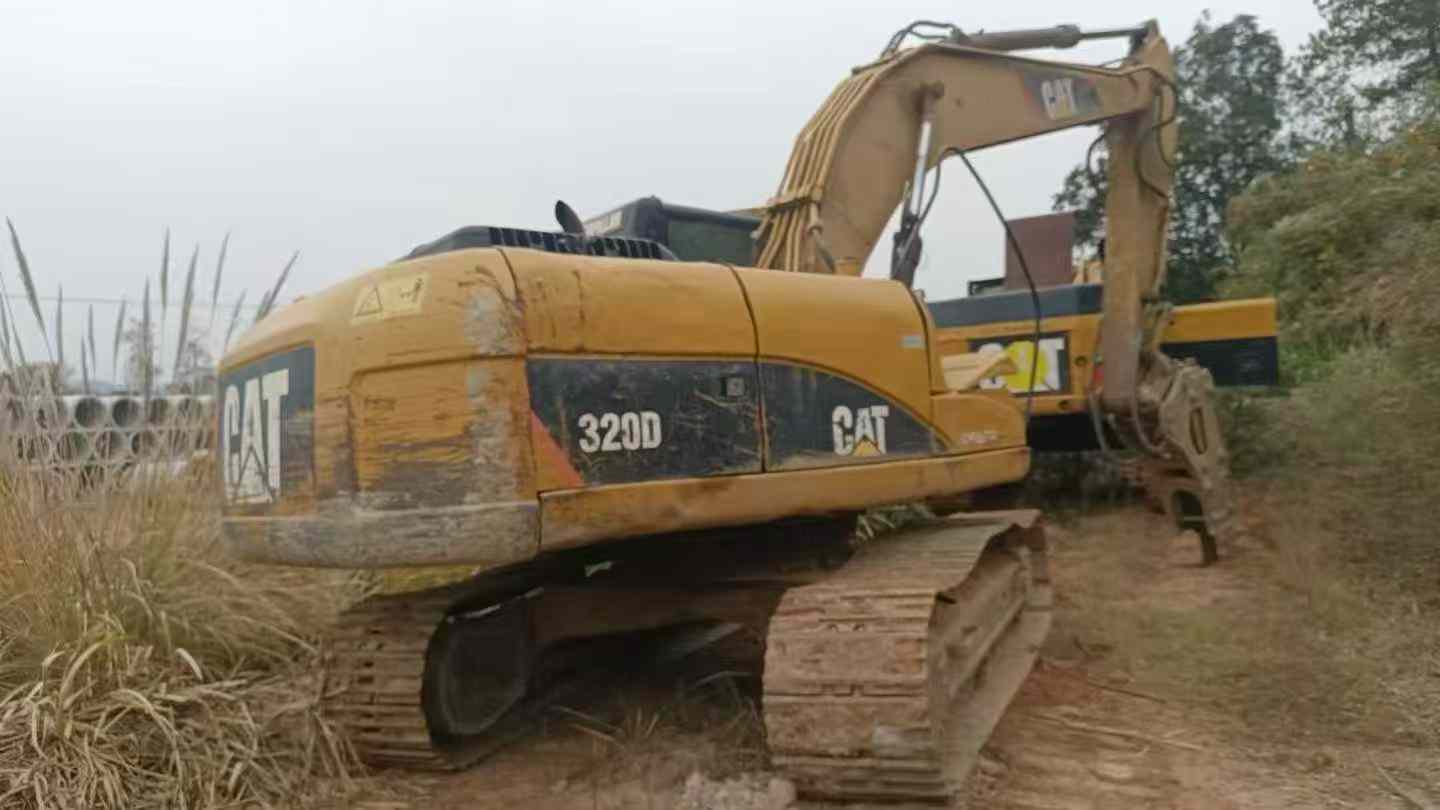 Buy Caterpillar 320D Used Excavator / 3 Used Caterpillar 320D Excavator 2016 Model / 3
