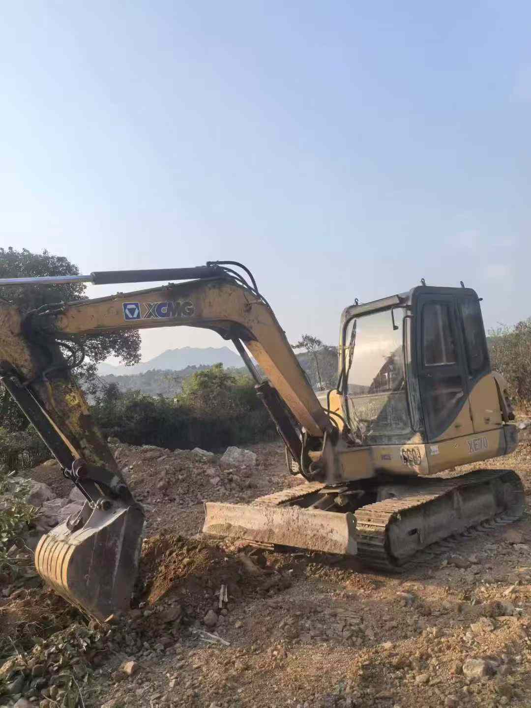 Buy XCMG XE60 Used Excavator / 3 Used XCMG XE60 Excavator 2016 Model / 3