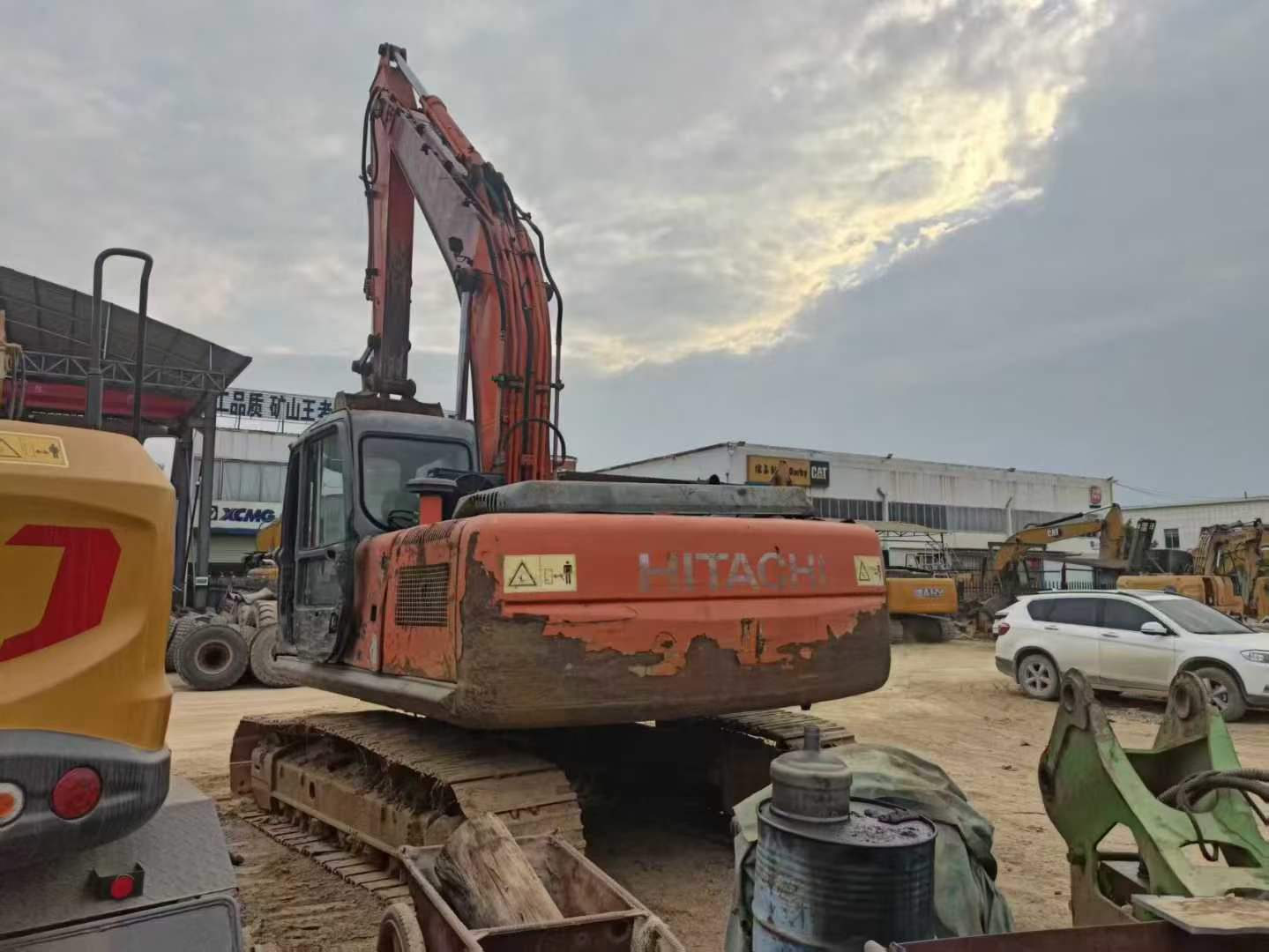 Buy Hitachi ZX210-3G Used Excavator / 5 Used Hitachi ZX210-3G Excavator 2011 Model / 5