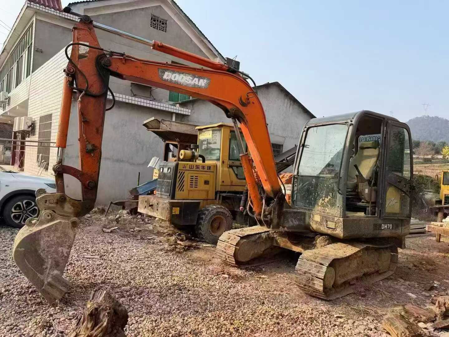 Buy Doosan DX60 Used Excavator / 1