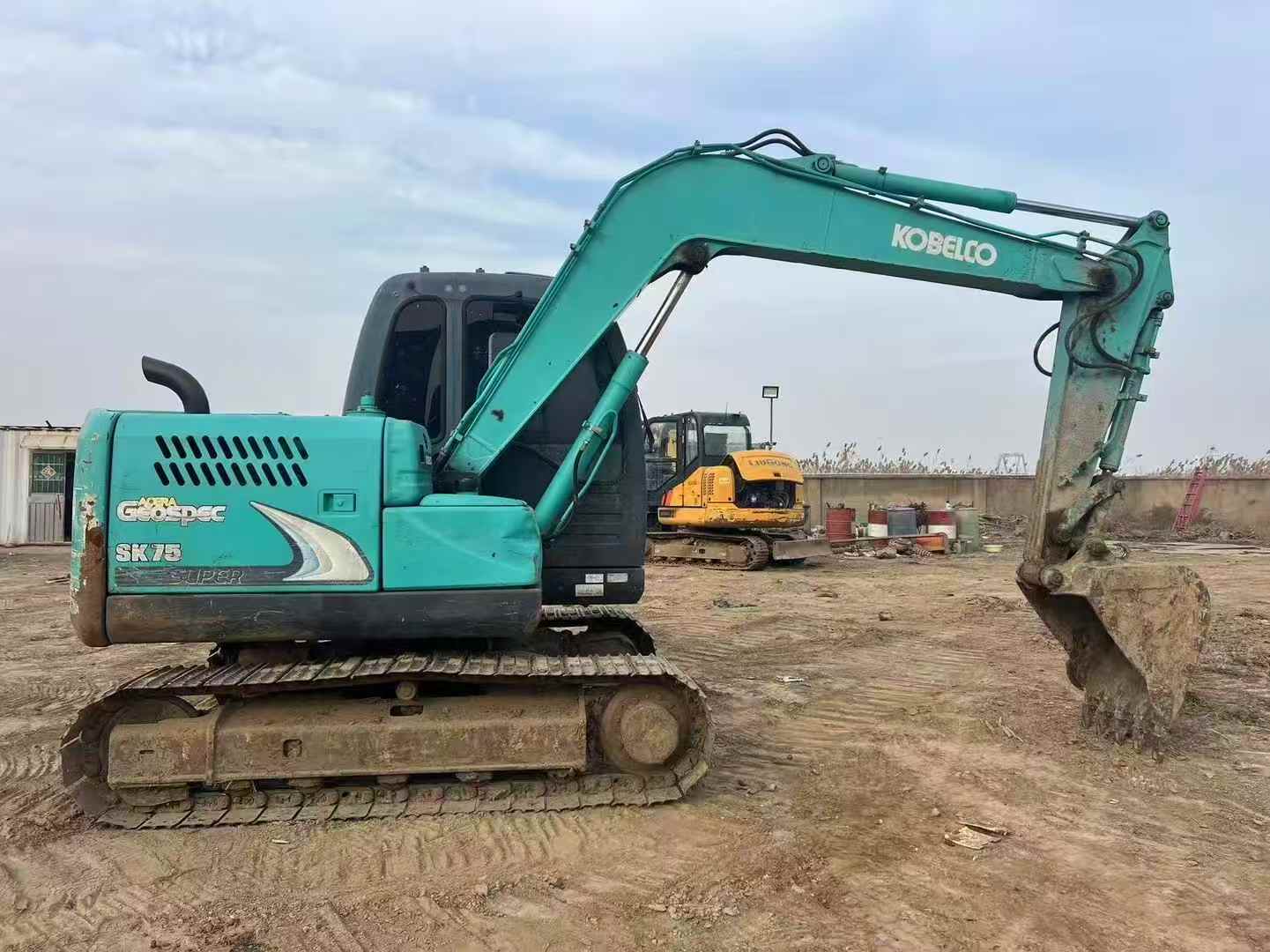 Buy Kobelco SK75 Used Excavator / 9 Used Kobelco SK75 Excavator 2016 Model / 9
