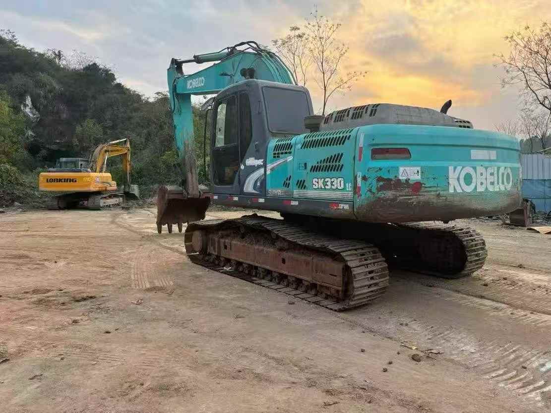 Buy Kobelco SK250 Used Excavator / 1