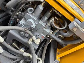 Buy XCMG XE690DK MAX Used Excavator / 3 Used XCMG XE690DK MAX Excavator 2022 Model / 3