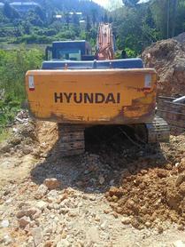 Buy Hyundai R215VSN Used Excavator / 6 Used Hyundai R215VSN Excavator 2014 Model / 6