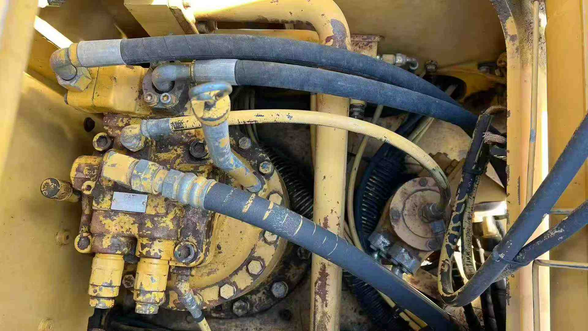 Buy Caterpillar 320C Used Excavator / 4 Used Caterpillar 320C Excavator 2016 Model / 4