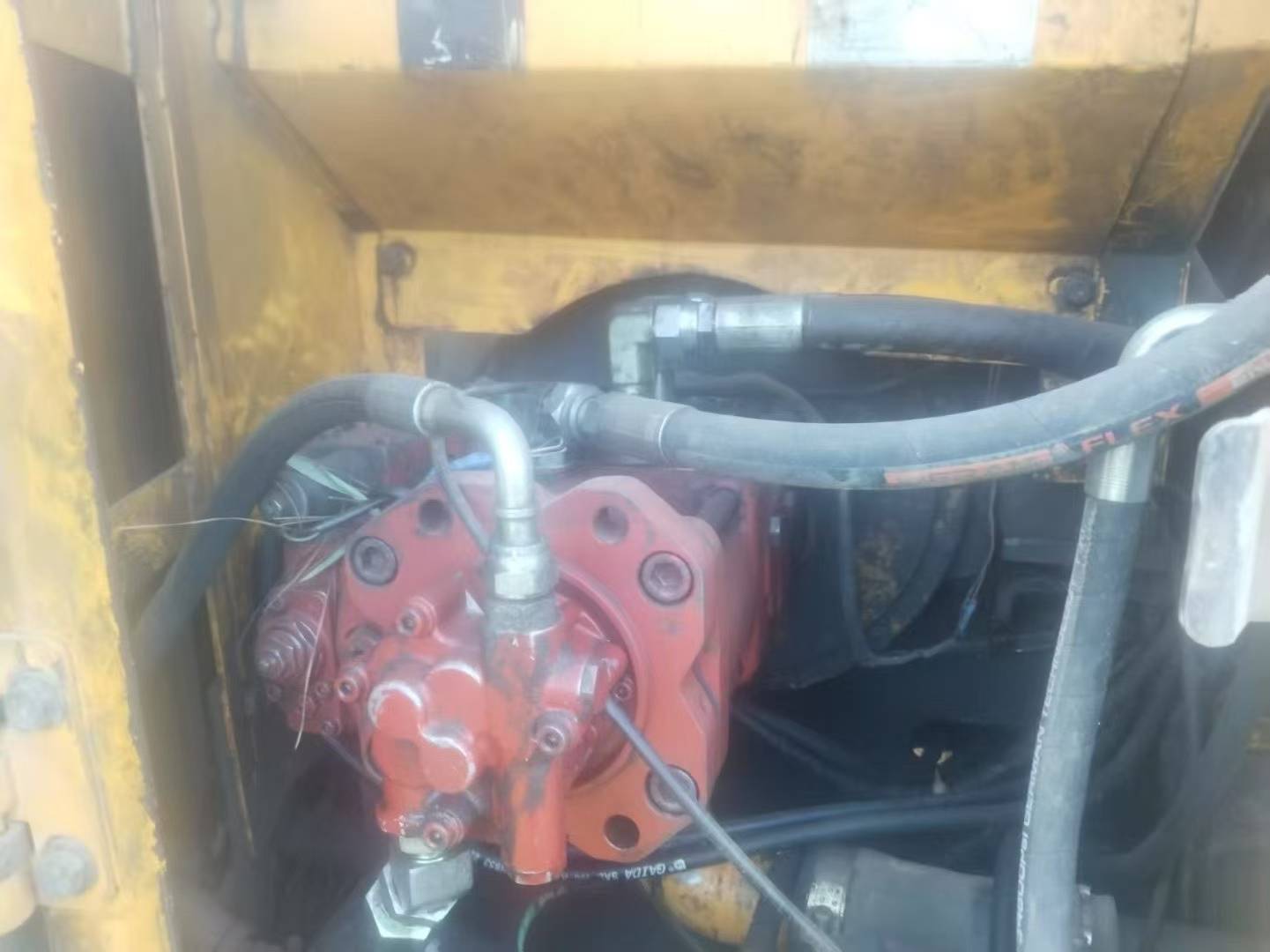 Buy Hyundai R110-7 Used Excavator / 4 Used Hyundai R110-7 Excavator 2016 Model / 4