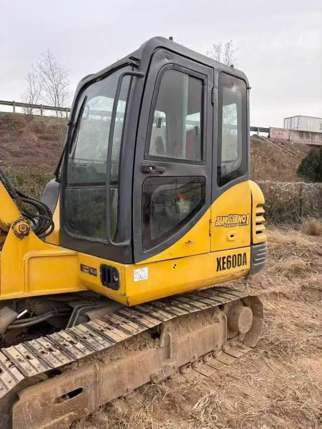 Buy XCMG XE60 Used Excavator / 5 Used XCMG XE60 Excavator 2016 Model / 5