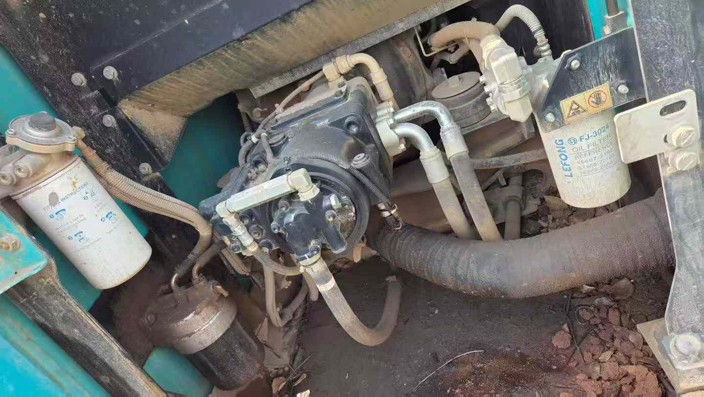 Used Kobelco SK210 Excavator 2016 Model / 7