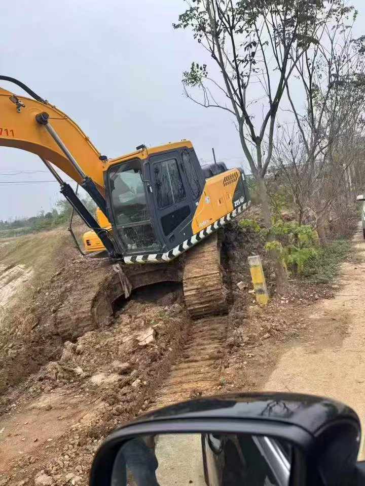 Used Hyundai R215VSN Excavator 2020 Model / 2