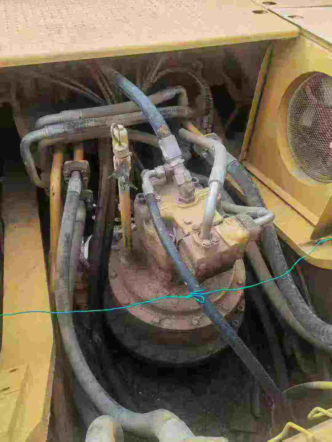 Buy Caterpillar 336FLH Used Excavator / 2 Used Caterpillar 336FLH Excavator 2015 Model / 2