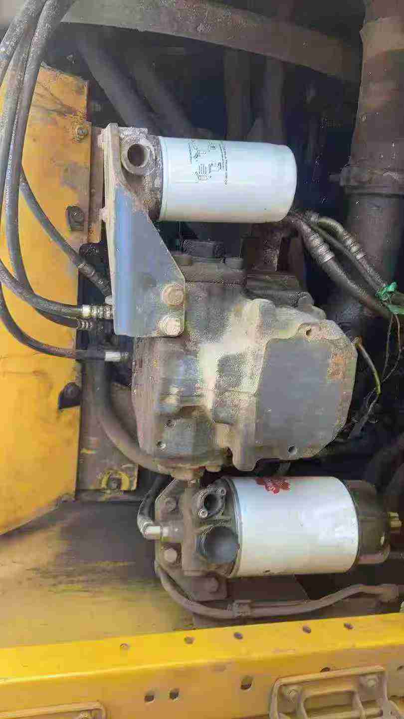 Buy Komatsu PC200 Used Excavator / 8 Used Komatsu PC200 Excavator 2014 Model / 8