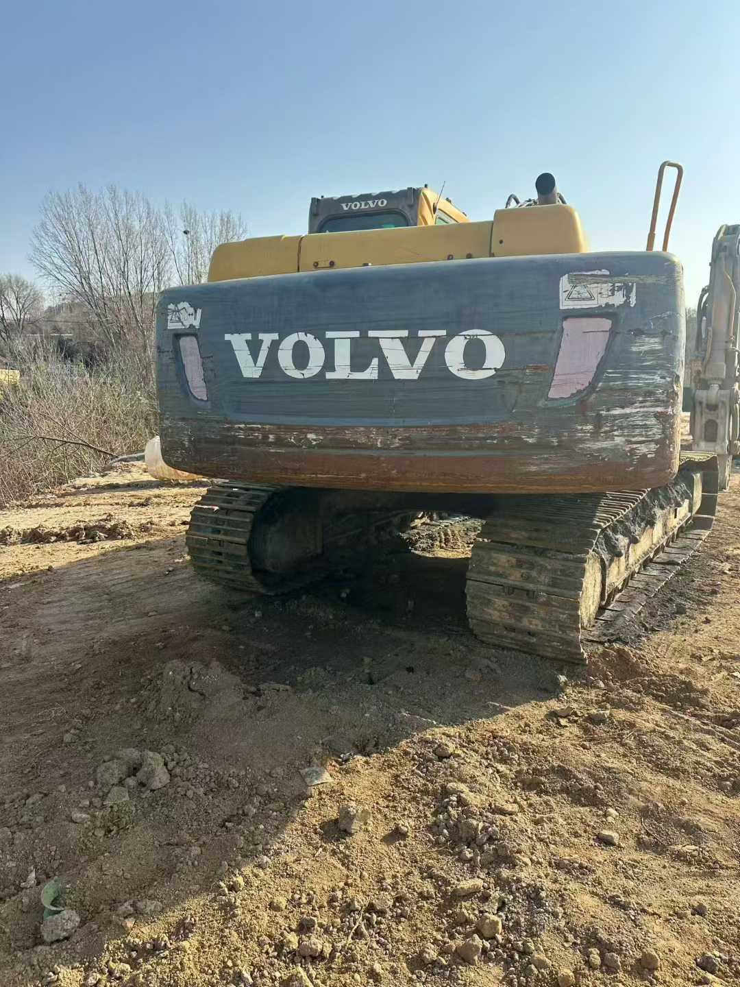 Buy Volvo EW210C Used Excavator / 8 Used Volvo EW210C Excavator 2011 Model / 8