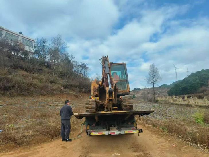 Buy Sany SY75 Used Excavator / 1